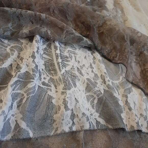Brittany Black Women's Size L Cream Gray Fairy Grunge Lace Bedazzled Y2K Top - Picture 6 of 11